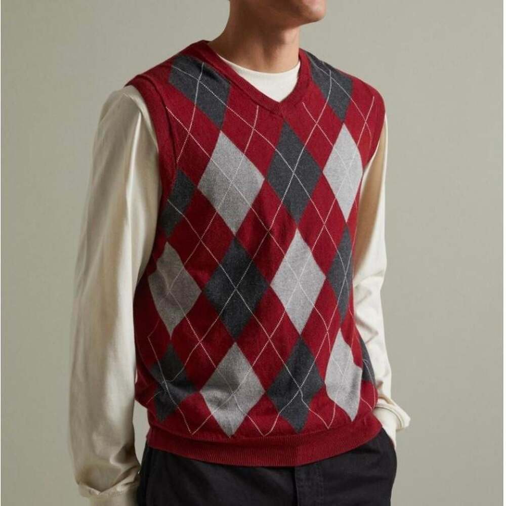 Urban Renewal Vintage Argyle Sweater Vest Red Large/XL